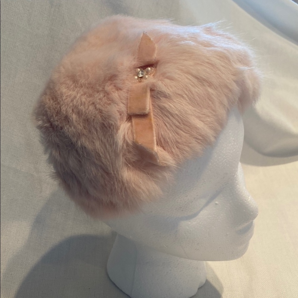 Elegant Vintage Pink Fur Hat with Bow and Rhinestone detailing